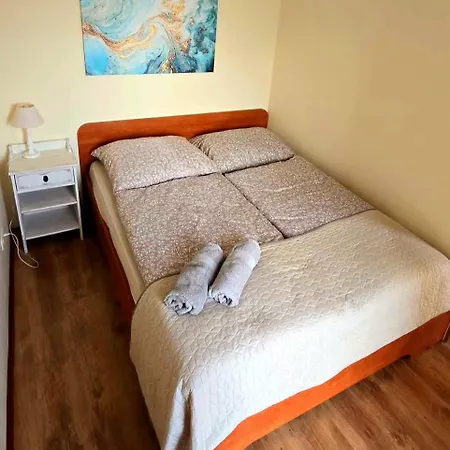 Club218 Vizparti Wellness Apartman Siofok