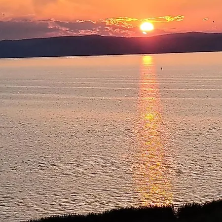 Club218 Vizparti Wellness Apartman Siofok
