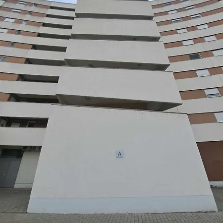 公寓 Club218 Vizparti Wellness *