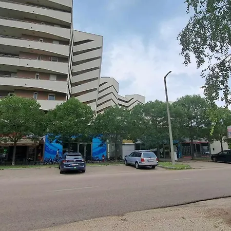 Club218 Vizparti Wellness * Siófok