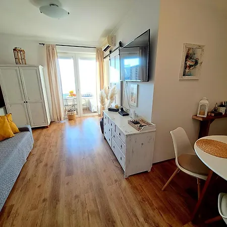 Club218 Vizparti Wellness Siófok