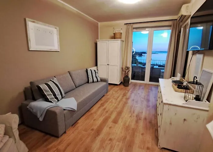 Club218 Vizparti Wellness Apartman Siófok