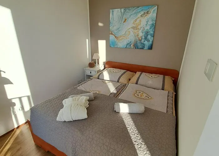 Club218 Vizparti Wellness Apartmán
